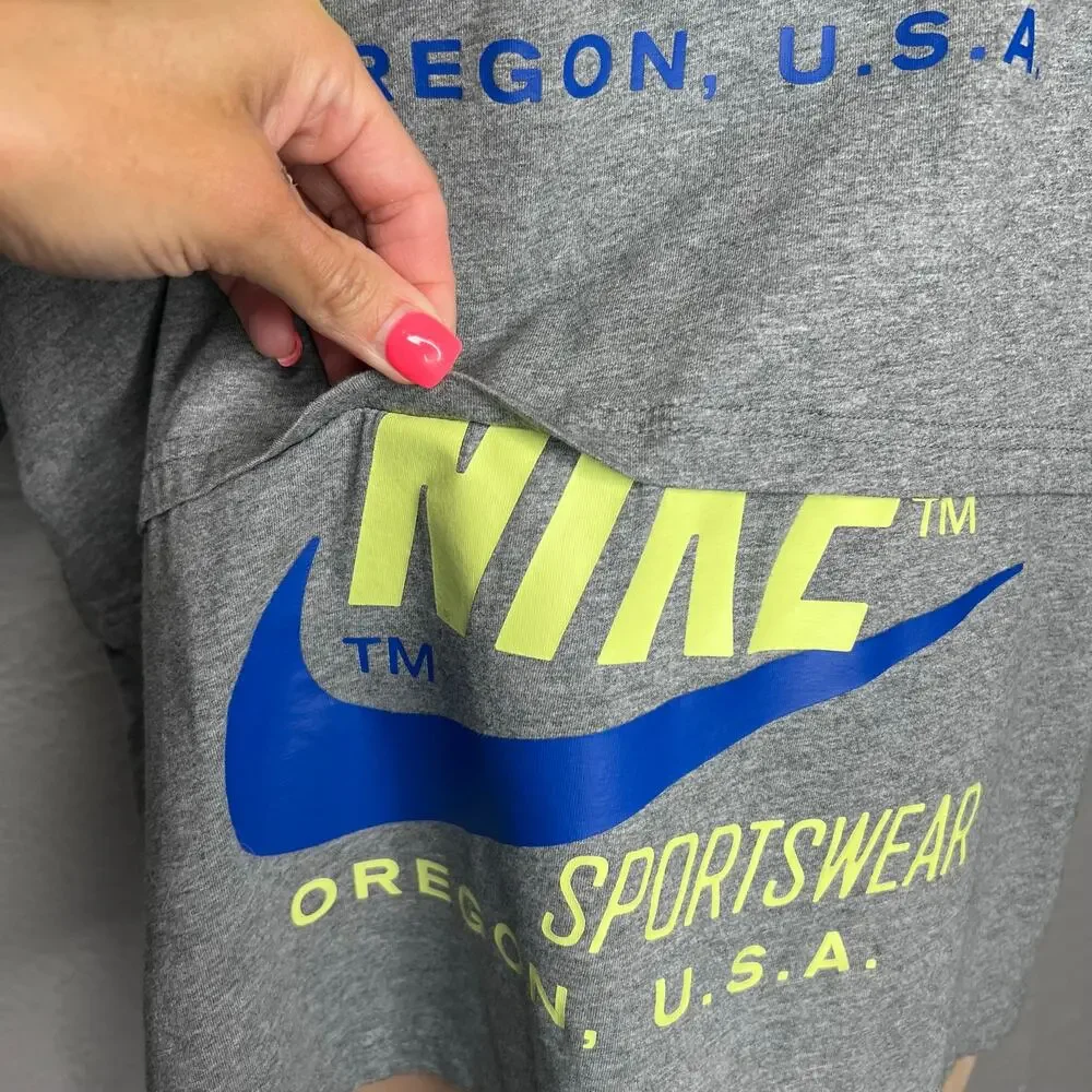 Nike T-Shirt 1X Womens Gray Boxy Cropped Athleisure Cotton Logo Swoosh Graphic